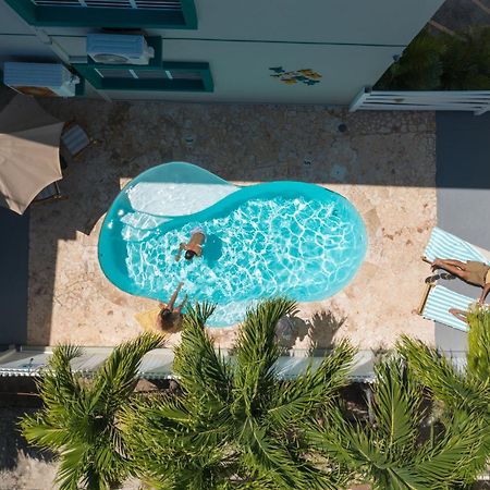 Turtle Bay Inn Лахас Экстерьер фото